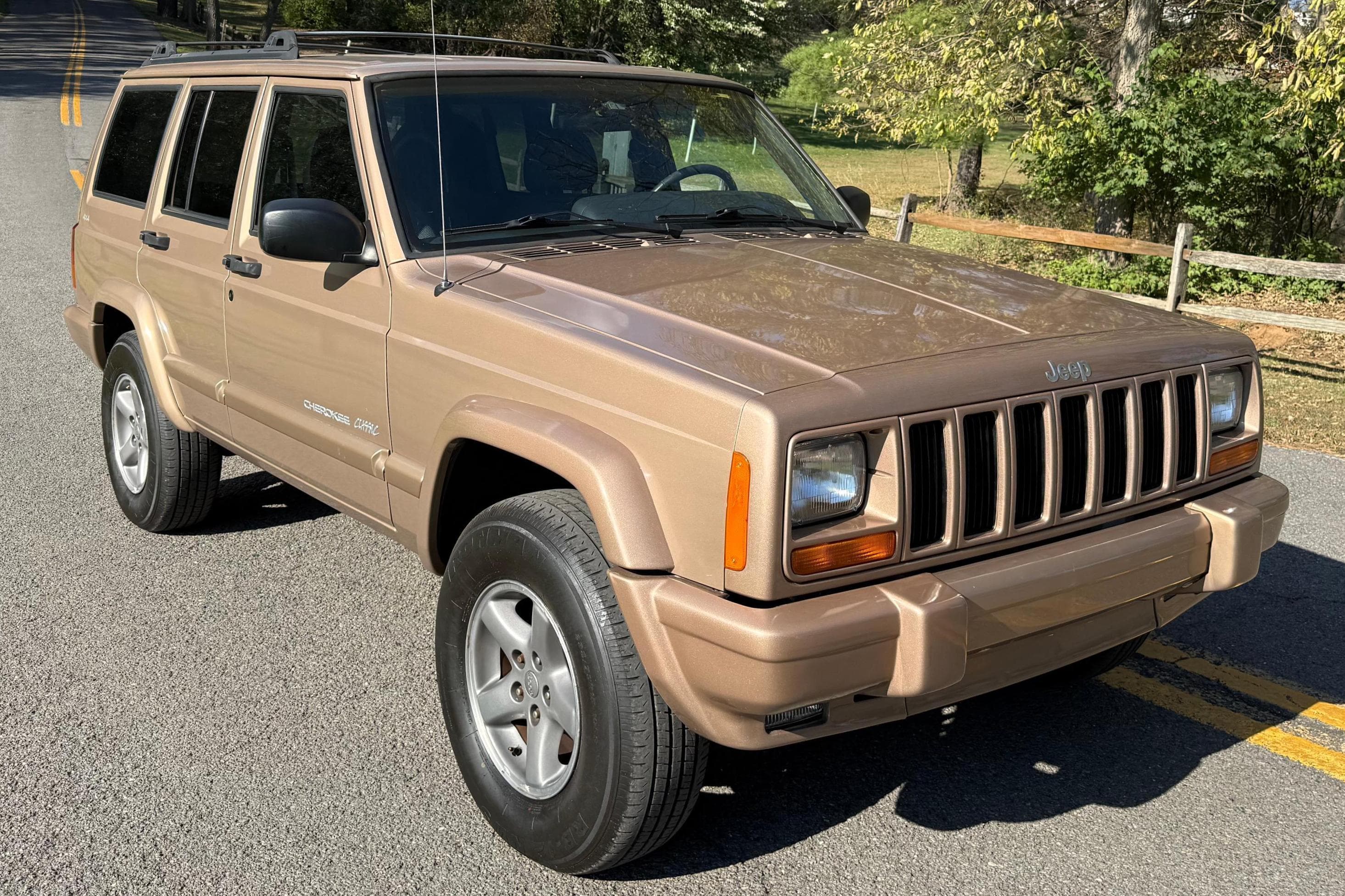 1999 Jeep Cherokee sold for $11,200