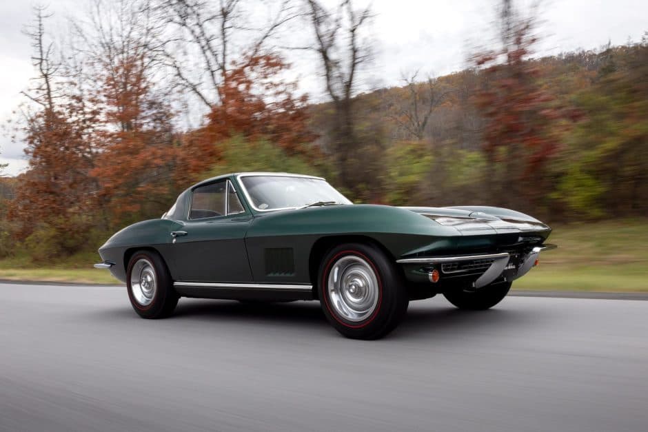 1967 Chevrolet Corvette C2 sold for $105,000