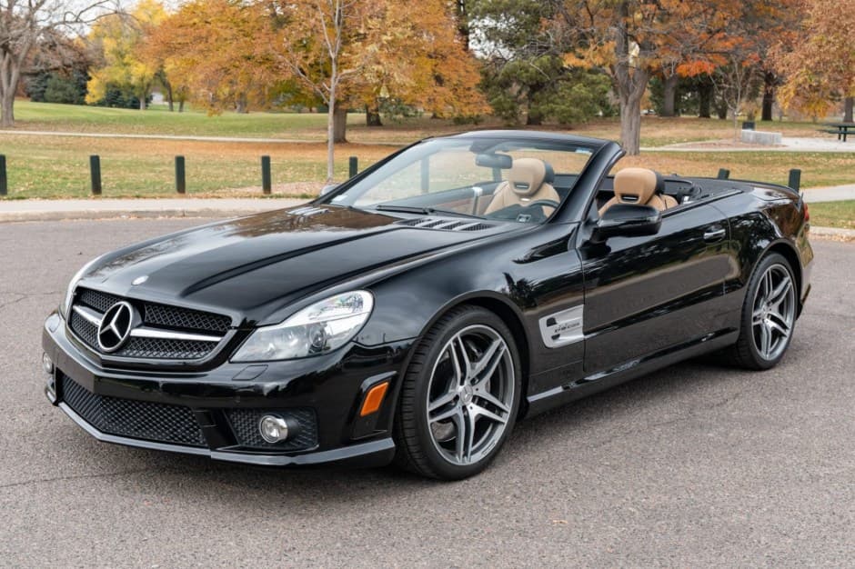 2009 Mercedes-Benz R230 SL sold for $45,250