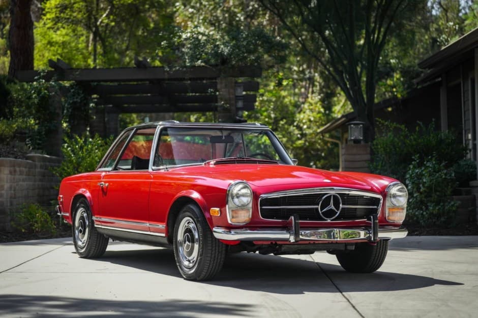 1969 Mercedes-Benz W113 SL sold for $61,000