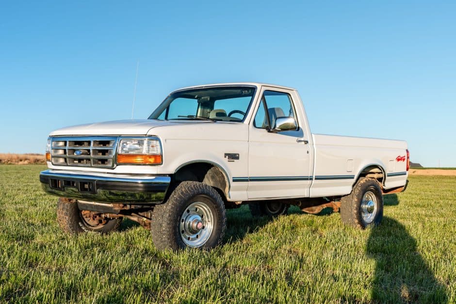 1994 Ford F-Series 1992-1997 sold for $25,750