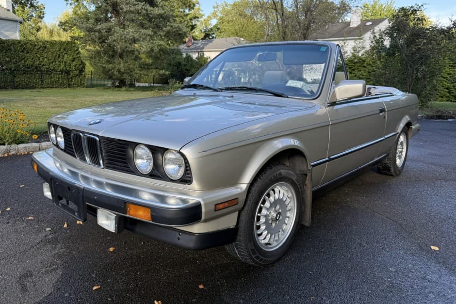 1987 BMW E30 3-Series Convertible sold for $11,550