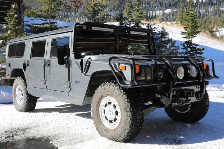 2003 Hummer H1 sold for $90,500