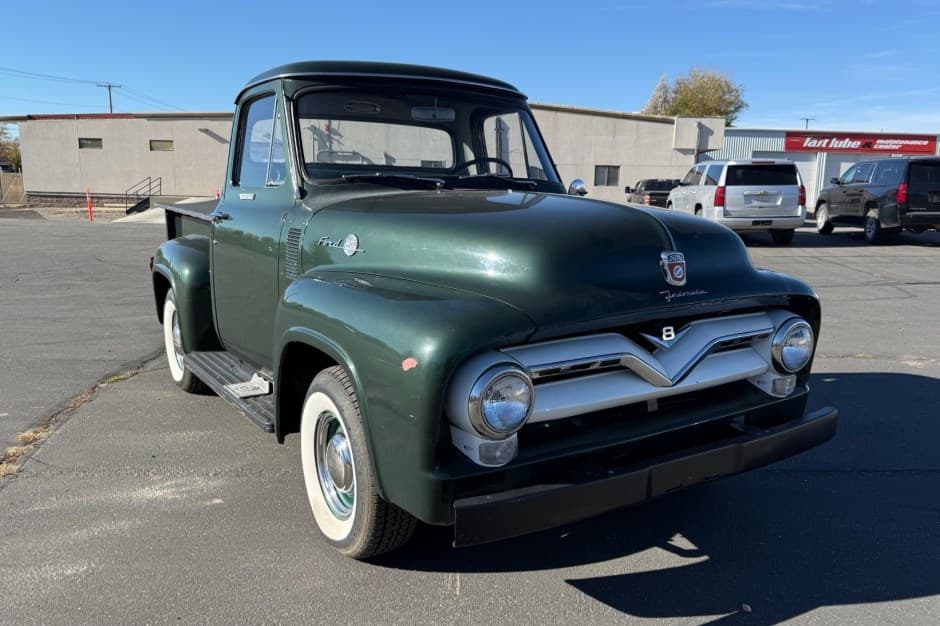 1955 Ford F-Series 1953-1956 sold for $16,000