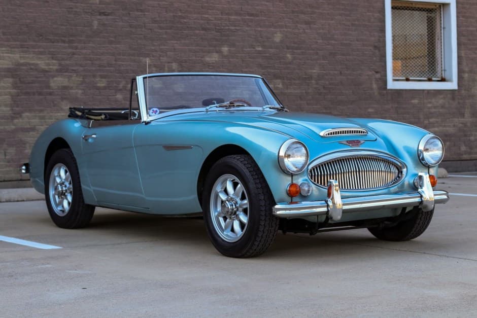 1966 Austin-Healey 3000 sold for $32,250