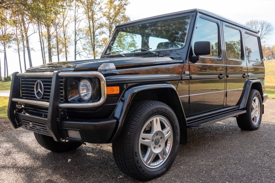 1998 Mercedes-Benz W463 G-Class (1990-2018) sold for $31,000