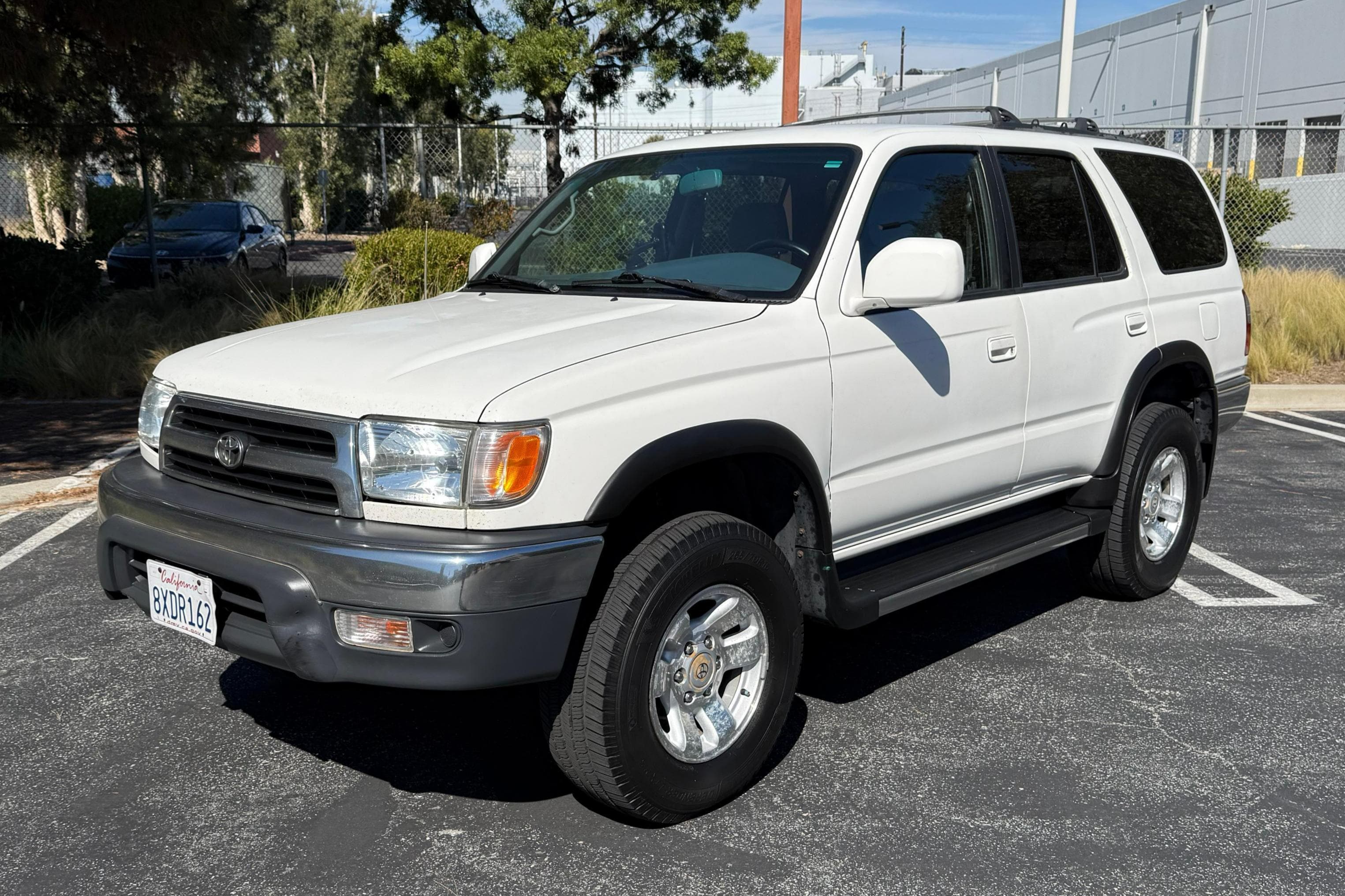 2000 Toyota 4Runner sold for $7,300