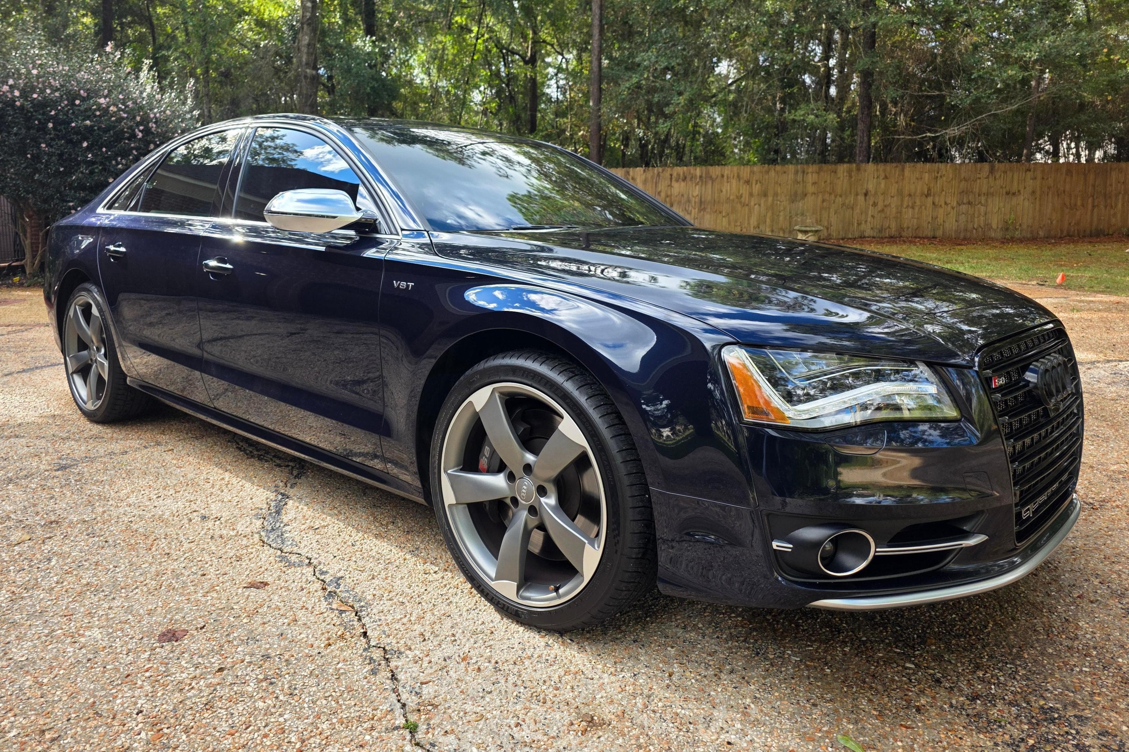 2014 Audi S8 sold for $25,000