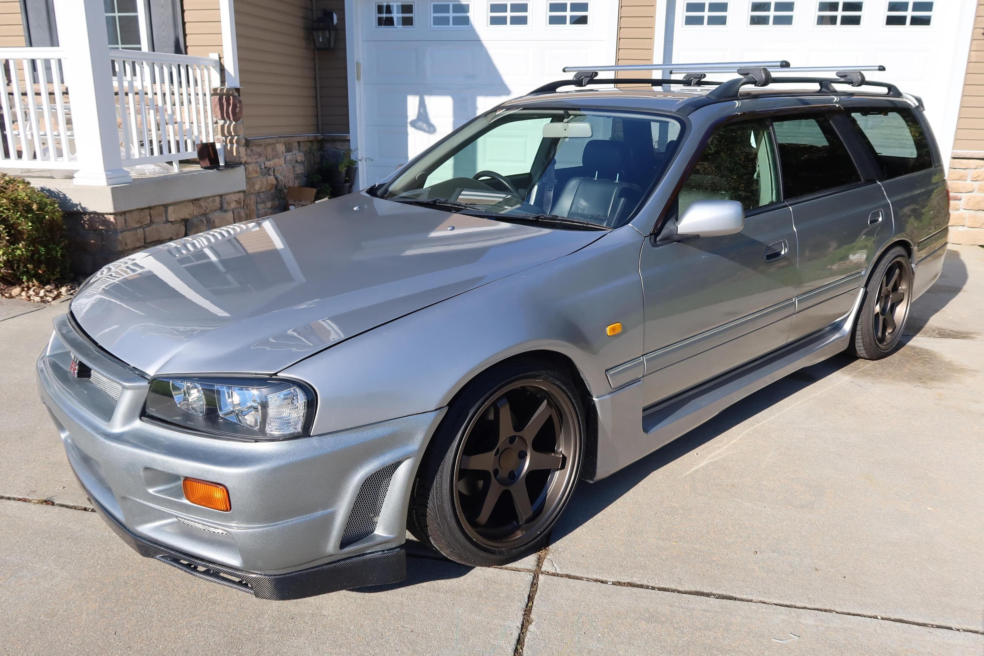 1998 Nissan Stagea sold for $23,000