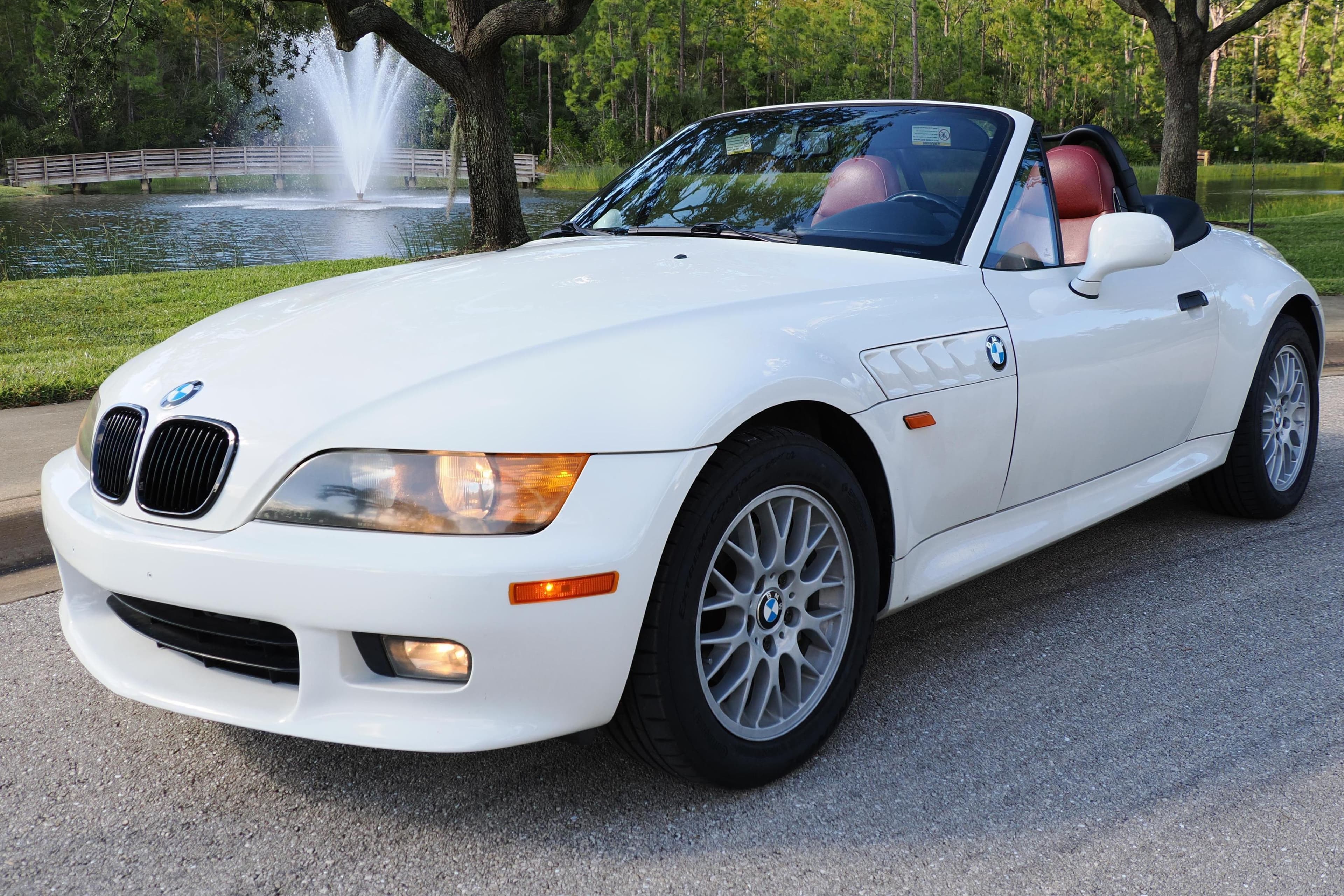 1998 BMW Z3 sold for $8,300