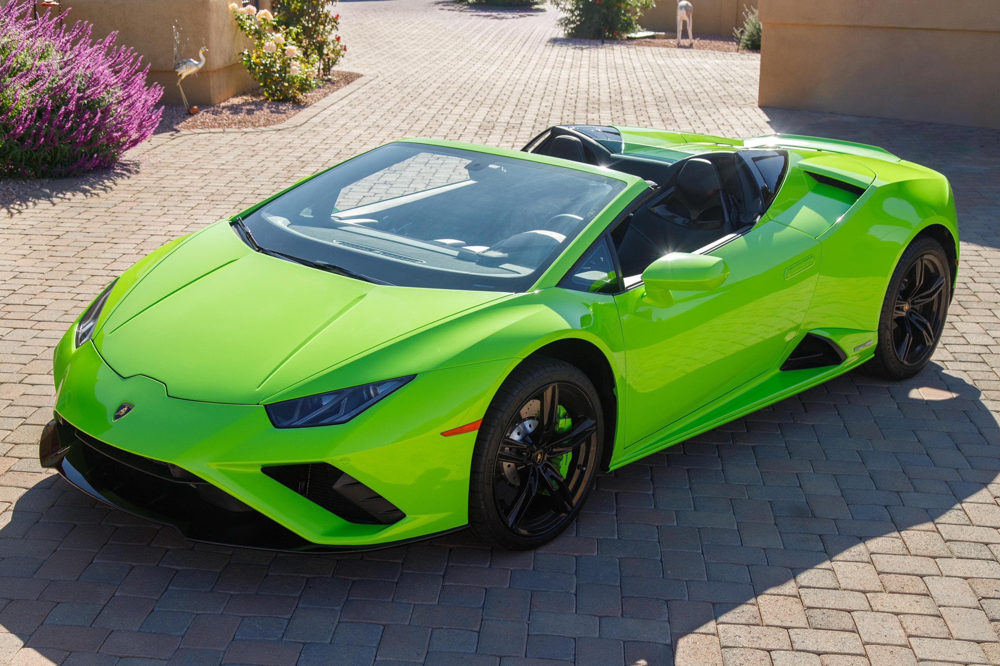 2021 Lamborghini Huracan sold for $277,000