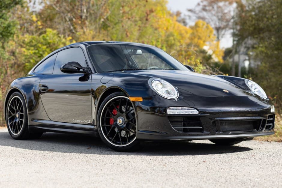 2012 Porsche 997 911 (Non-Turbo/GT2/GT3) sold for $112,000