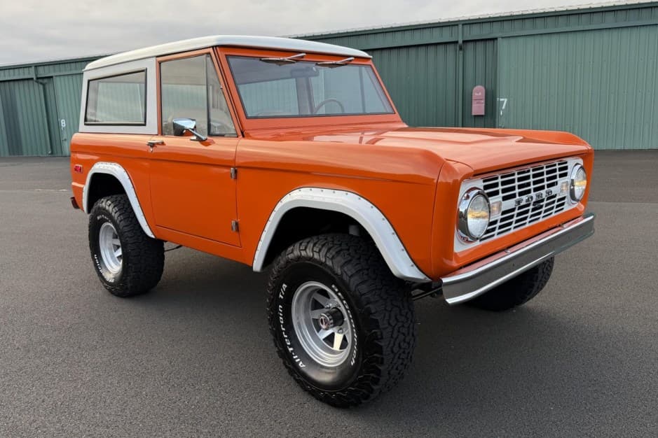 1976 Ford Bronco U13/U14/U15 1966-1977 sold for $65,000