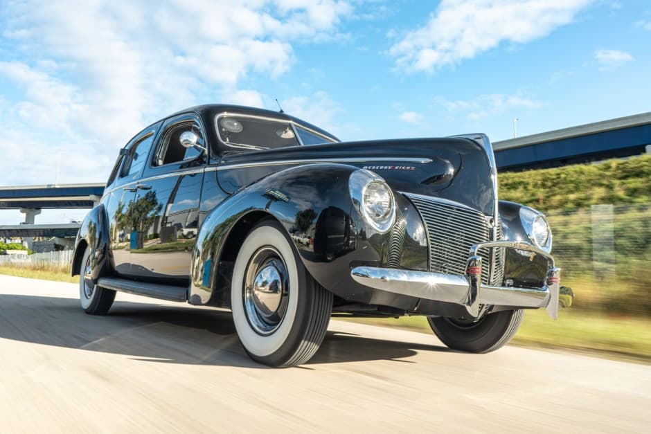 1940 Mercury Eight sold for $10,000