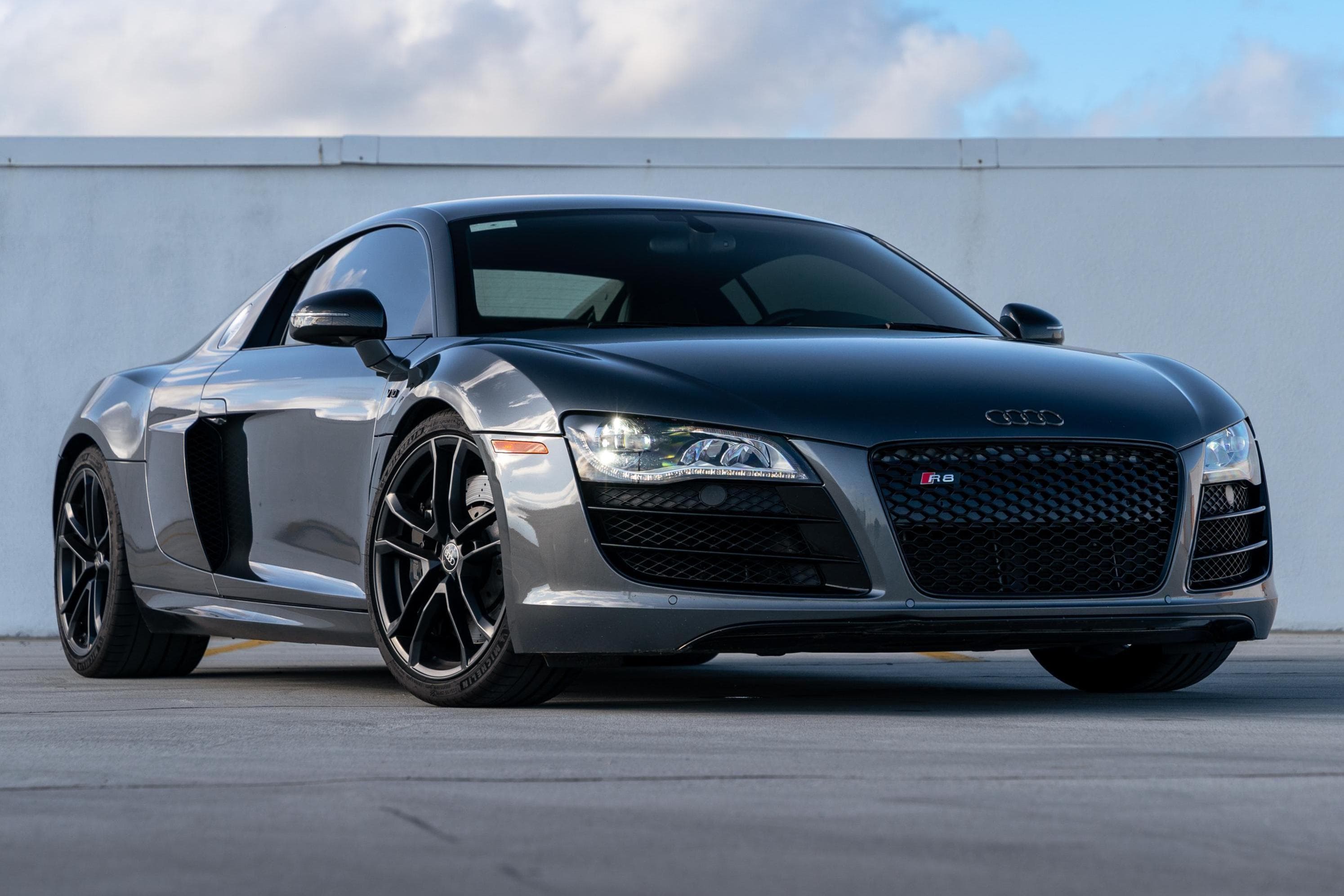 2011 Audi R8 sold for $77,500