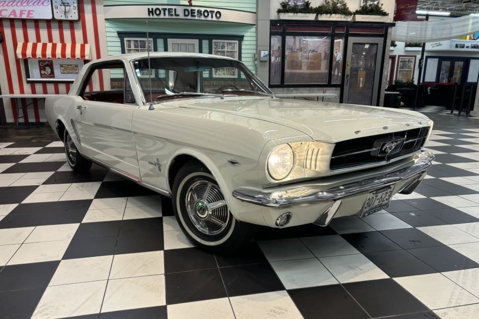 1964 Ford Mustang 1964.5-1966 sold for $23,500