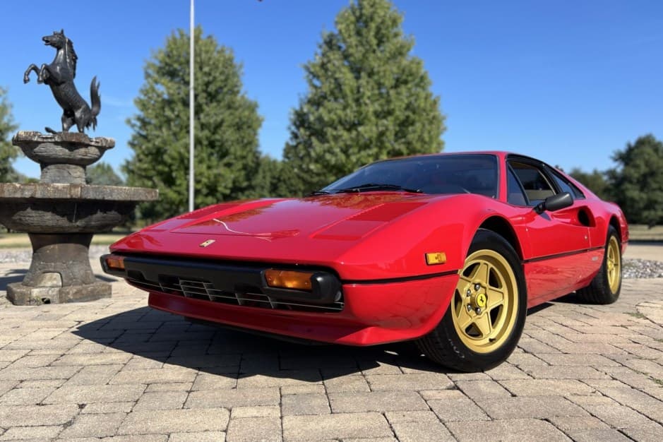 1980 Ferrari 308 GTB/GTS sold for $63,115