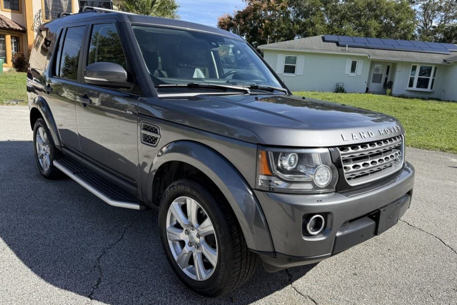2016 Land Rover LR4 sold for $7,900