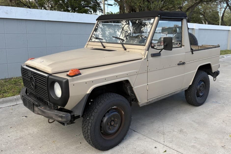 1990 Mercedes-Benz W461 G-Class sold for $20,500