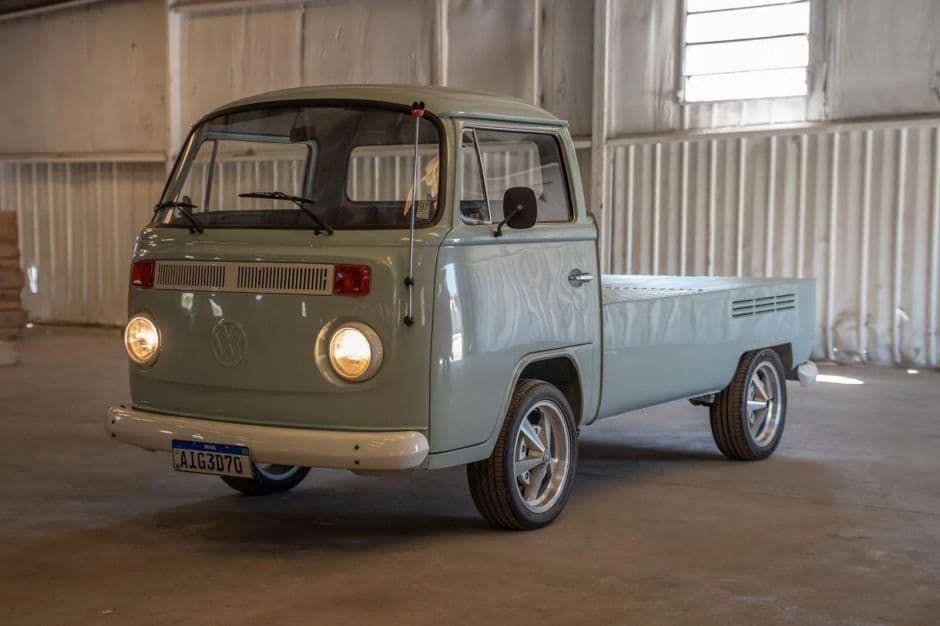 1978 Volkswagen Bay-Window Pickup sold for $8,300