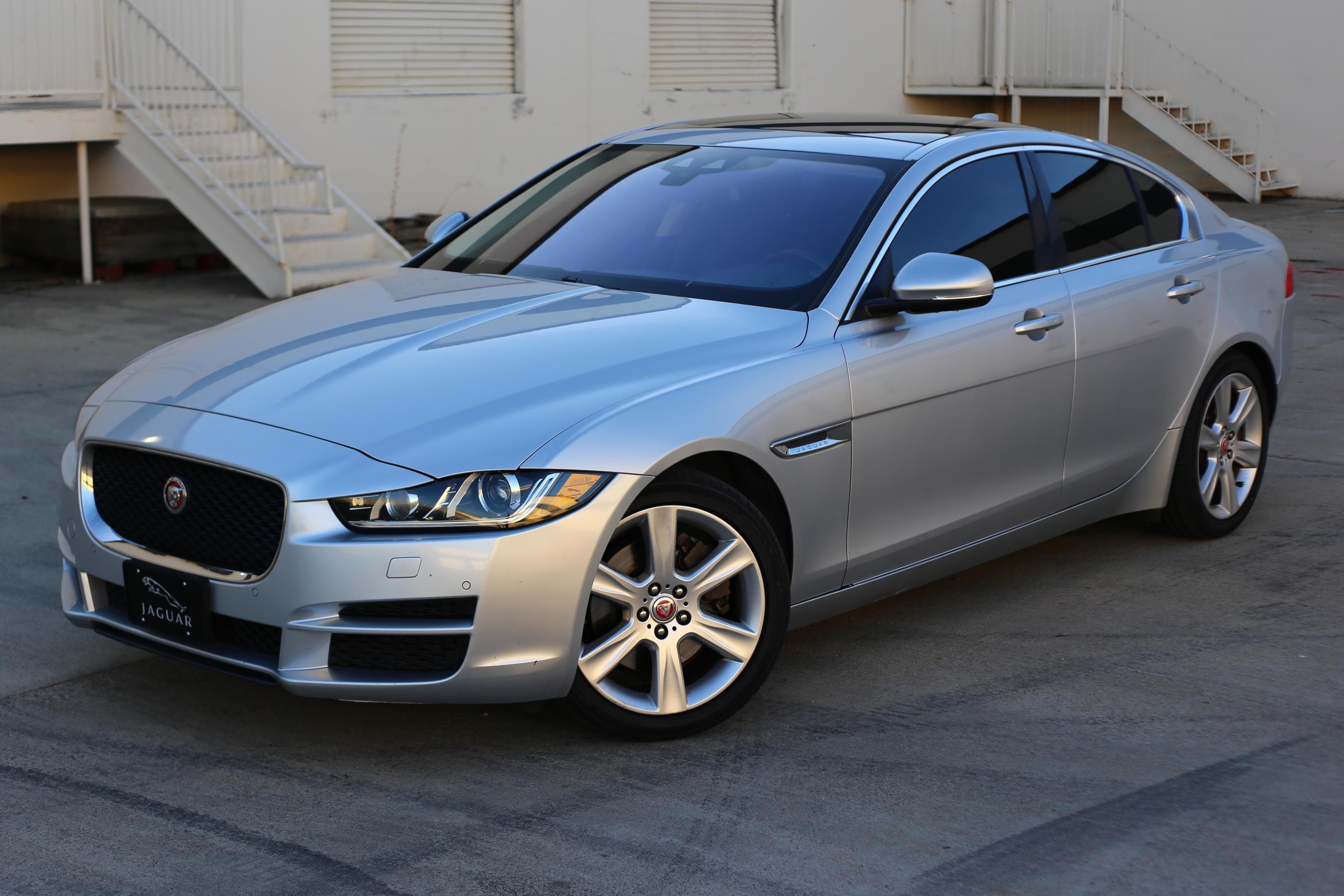 2017 Jaguar XE sold for $8,200