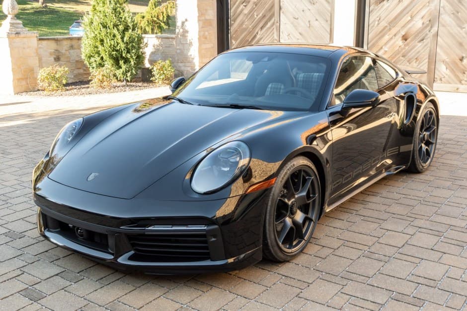 2025 Porsche 992 Turbo sold for $347,000