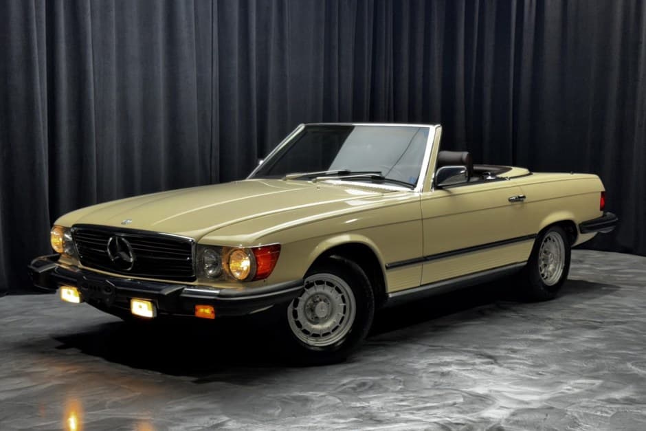 1985 Mercedes-Benz R107 SL sold for $22,500