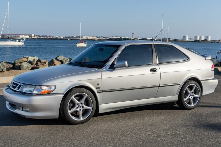 2000 Saab 9-3 sold for $10,500