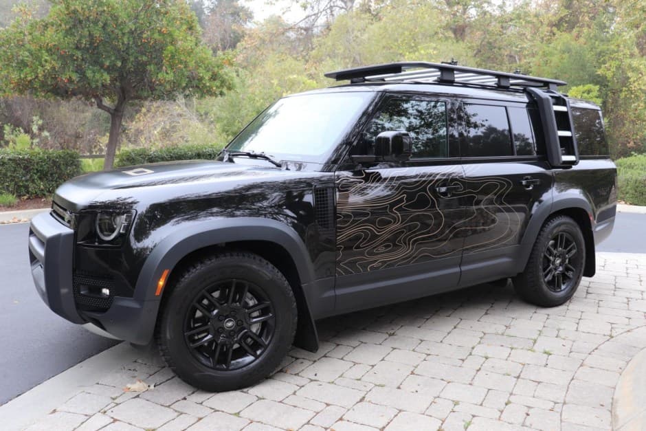 2023 Land Rover Defender L663 sold for $62,555