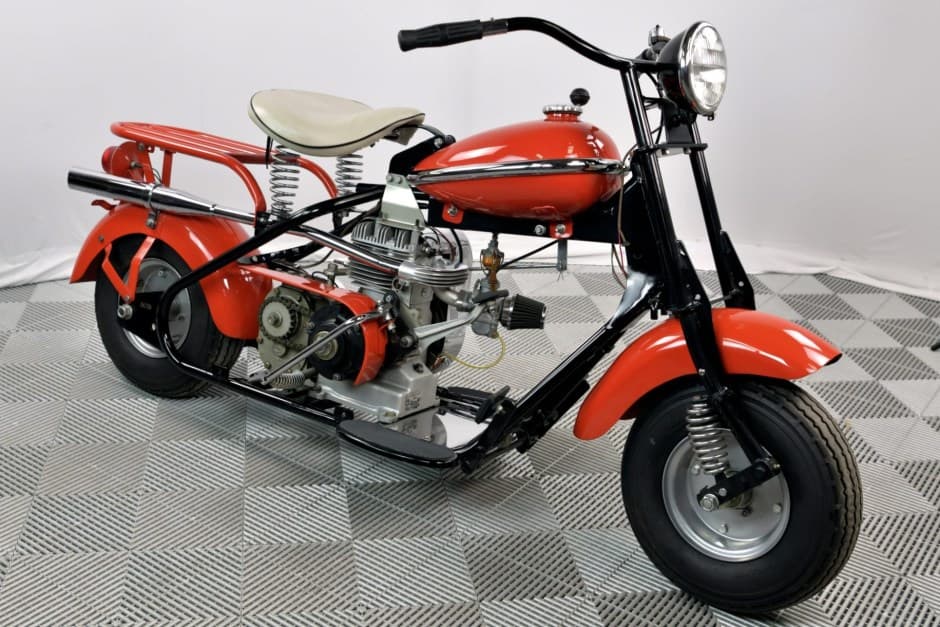 1954 Cushman Eagle sold for $3,500