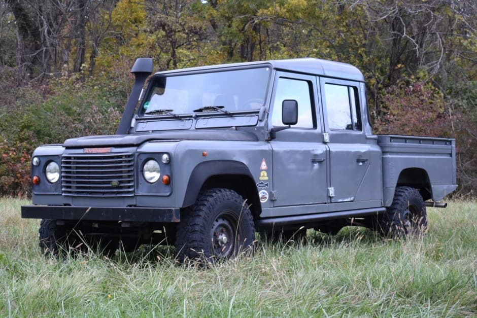 1998 Land Rover 127 / Defender 130 sold for $25,250