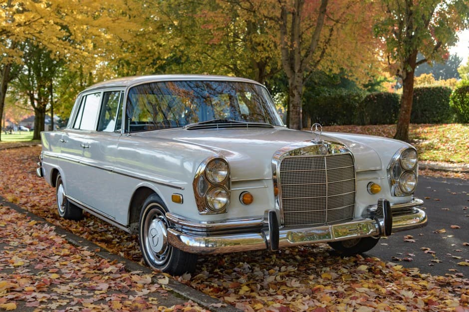 1968 Mercedes-Benz W111 Sedan sold for $10,000