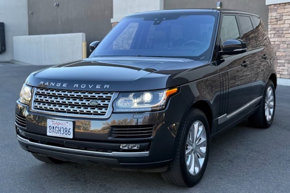 2017 Land Rover Range Rover L405 sold for $13,254