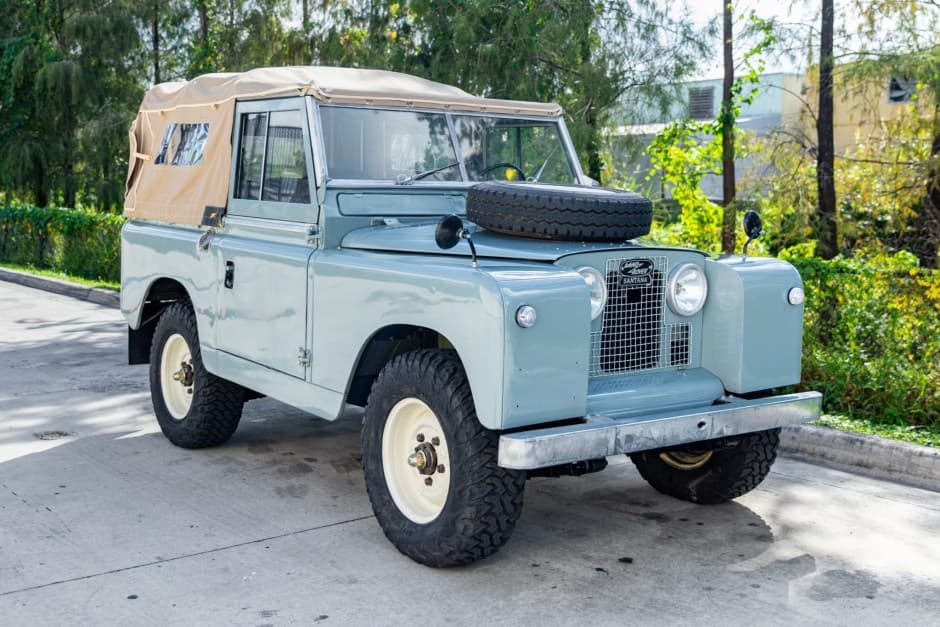 1967 Land Rover Series 88 sold for $24,500