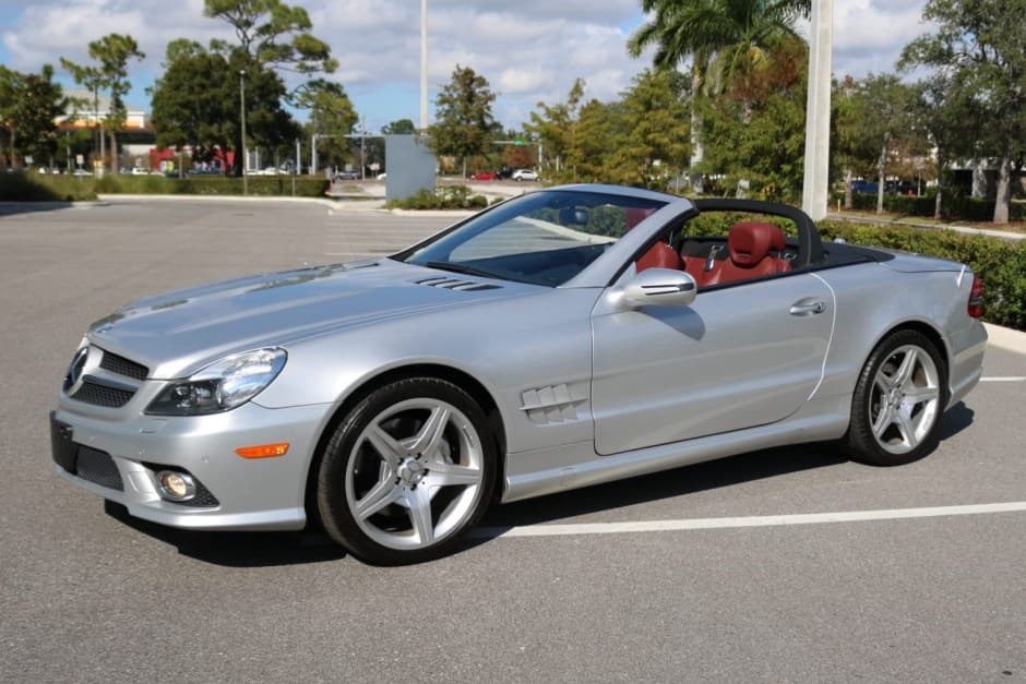 2009 Mercedes-Benz R230 SL sold for $23,000