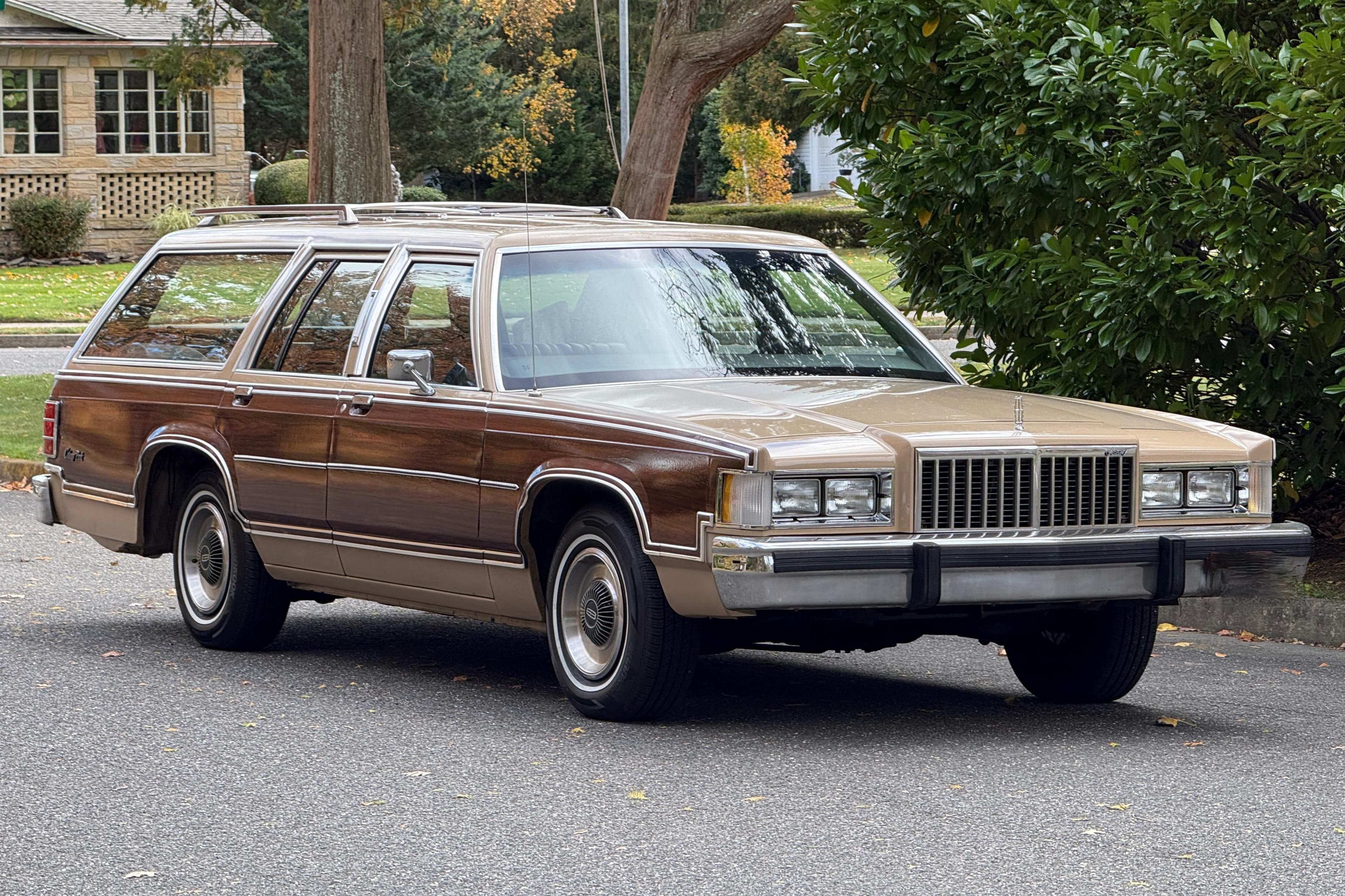 1985 Mercury Grand Marquis sold for $7,300