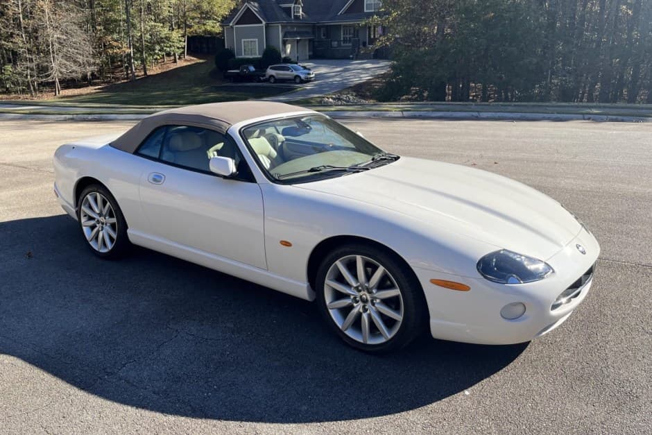 2005 Jaguar XK8 sold for $15,500