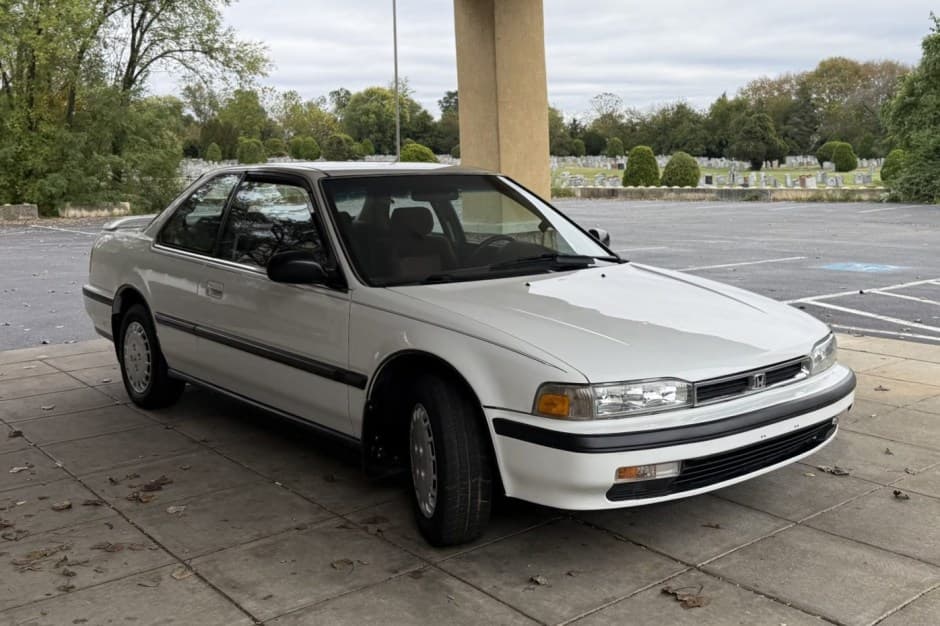 1990 Honda Accord sold for $9,800