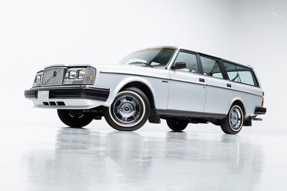 1985 Volvo 240 sold for $8,750