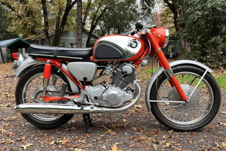 1964 Honda CL72, CB72, CA72, & C72 sold for $3,501