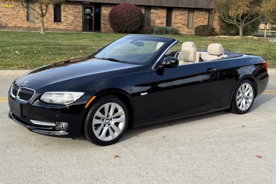 2012 BMW E92/E93 3-Series Coupe & Convertible sold for $18,000