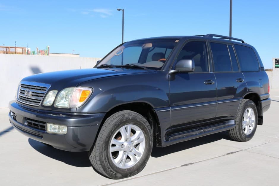 2003 Lexus LX470 sold for $8,500