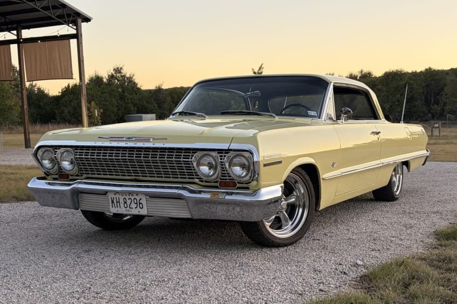 1963 Chevrolet Impala (1961-1964) sold for $33,850