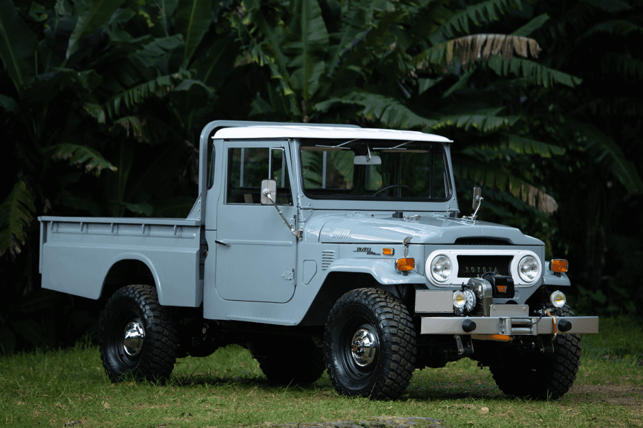 1972 Toyota Land Cruiser FJ45 sold for $52,500