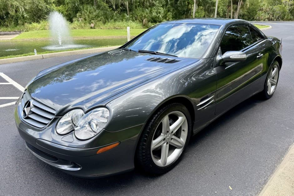 2005 Mercedes-Benz R230 SL sold for $15,500