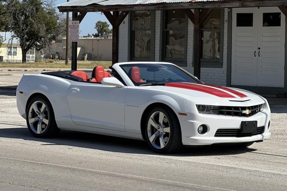 2013 Chevrolet Camaro (5th Generation – 2010-2015) sold for $27,500