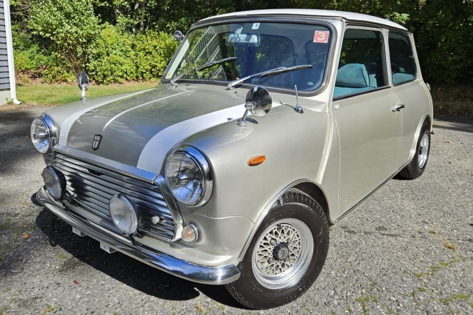 1984 Mini Mk III-Mk V sold for $12,001
