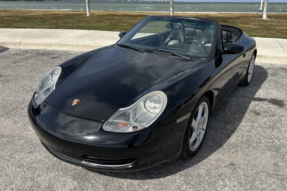 2001 Porsche 996 911 (Non-Turbo/GT2/GT3) sold for $30,000