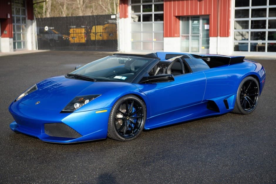 2008 Lamborghini Murciélago sold for $300,000