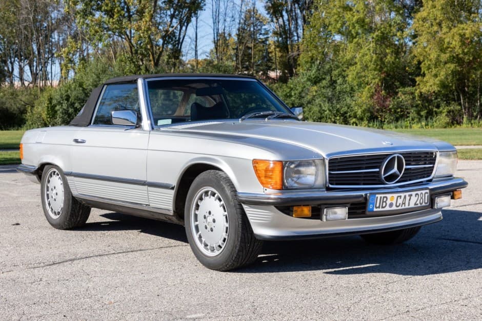 1979 Mercedes-Benz R107 SL sold for $6,200